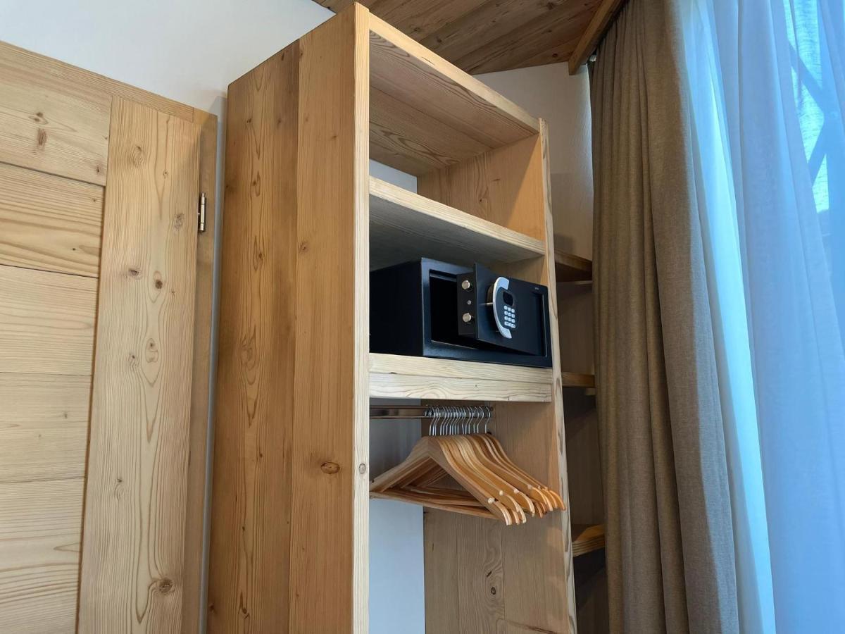 סארן Apartments Chalet Wirz Travel מראה חיצוני תמונה