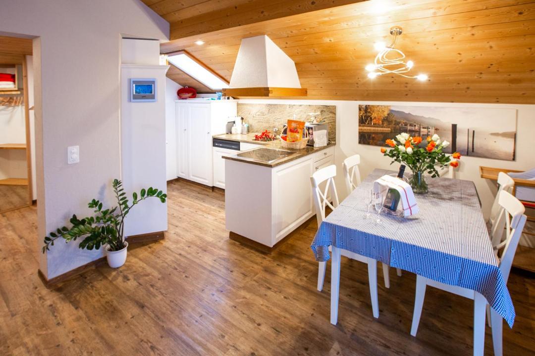 סארן Apartments Chalet Wirz Travel מראה חיצוני תמונה