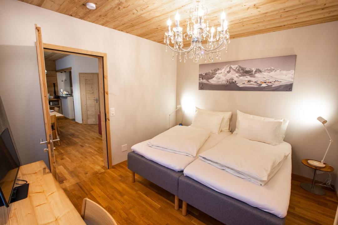 סארן Apartments Chalet Wirz Travel מראה חיצוני תמונה