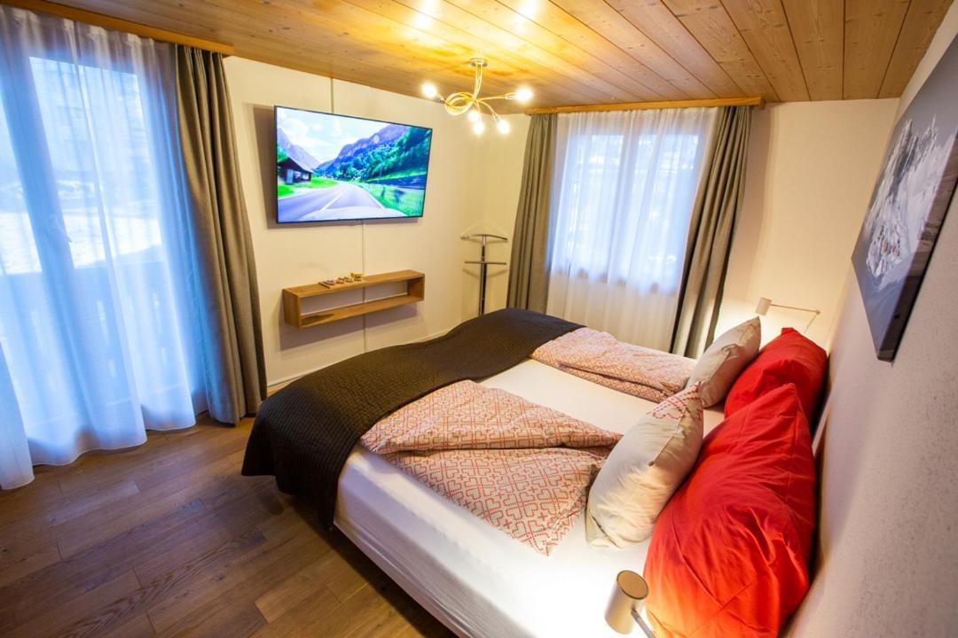 סארן Apartments Chalet Wirz Travel מראה חיצוני תמונה