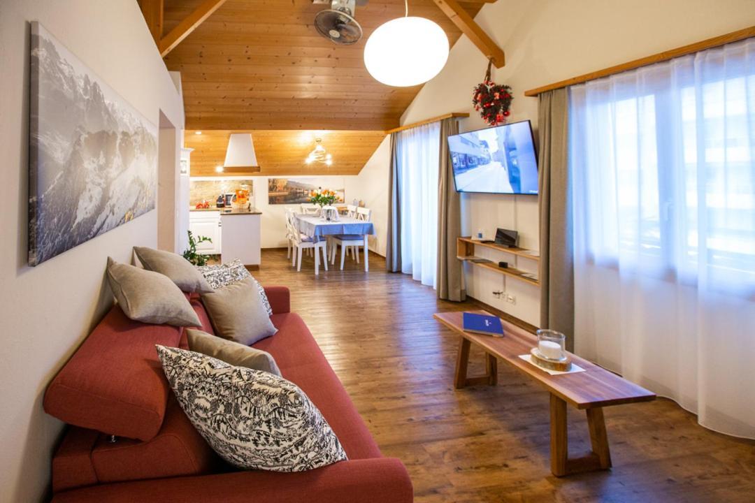 סארן Apartments Chalet Wirz Travel מראה חיצוני תמונה