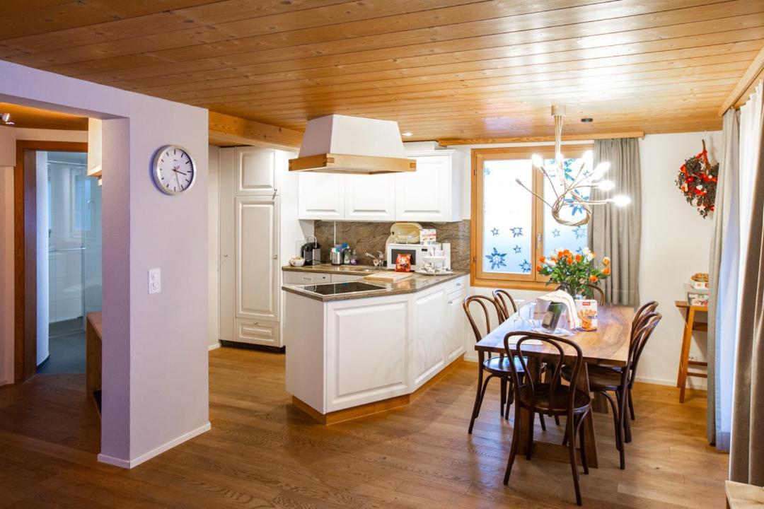 סארן Apartments Chalet Wirz Travel מראה חיצוני תמונה